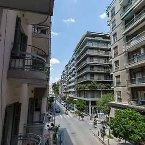 Metropolitan, Nilie Hospitality Mgmt Διαμέρισμα